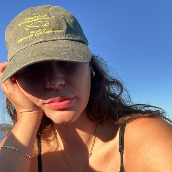 Meet your Posher, Victoria - Picture 1 of 1